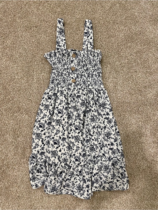 Dresses & Skirts - Mary & Mo Smocked White Dress with Navy Floral Print